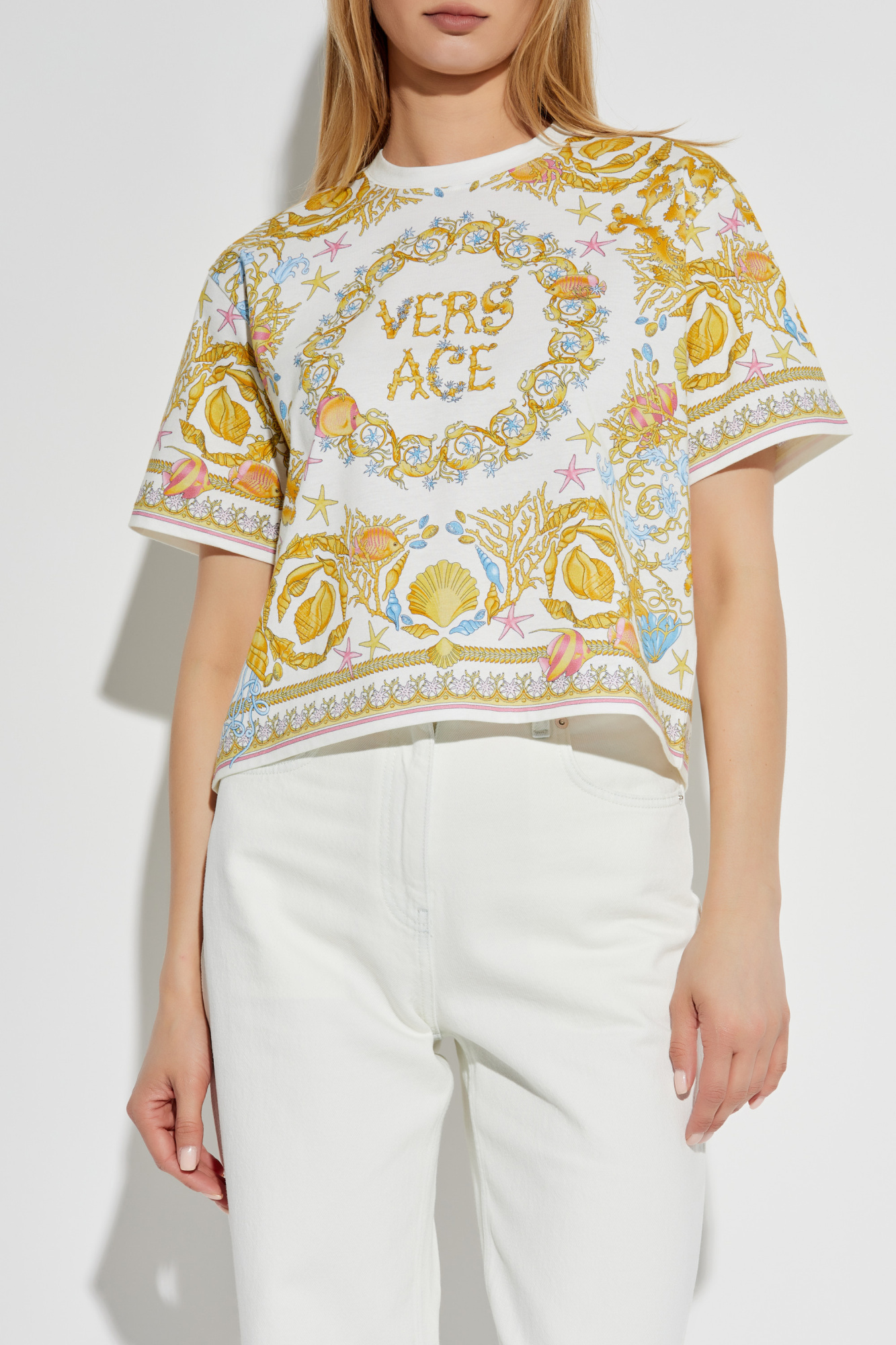 【送料&関税込】Versace T-shirt With Colorful Print Versace T-shirt with colorful print | Women's Clothing | Vitkac
